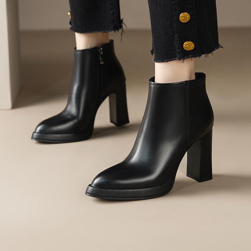 Platforms | Black Slight Platform Basic Heeled Ankle Boots  – Womens Platforms Black